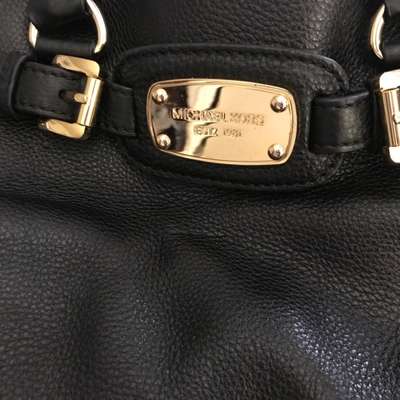Michael Kors Large Purse - Picture 6 of 8